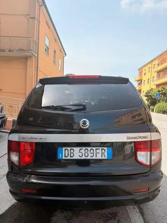 Ssangyong Kyron 2.0 XDi Plus 04/2006-photo-2