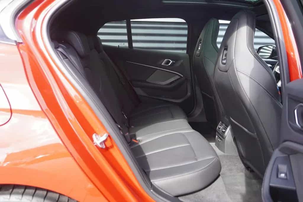 BMW M135 xDrive|M-SITZE|PANORAMA|VIRTUAL|KAMERA|LED 11/2019-photo-18