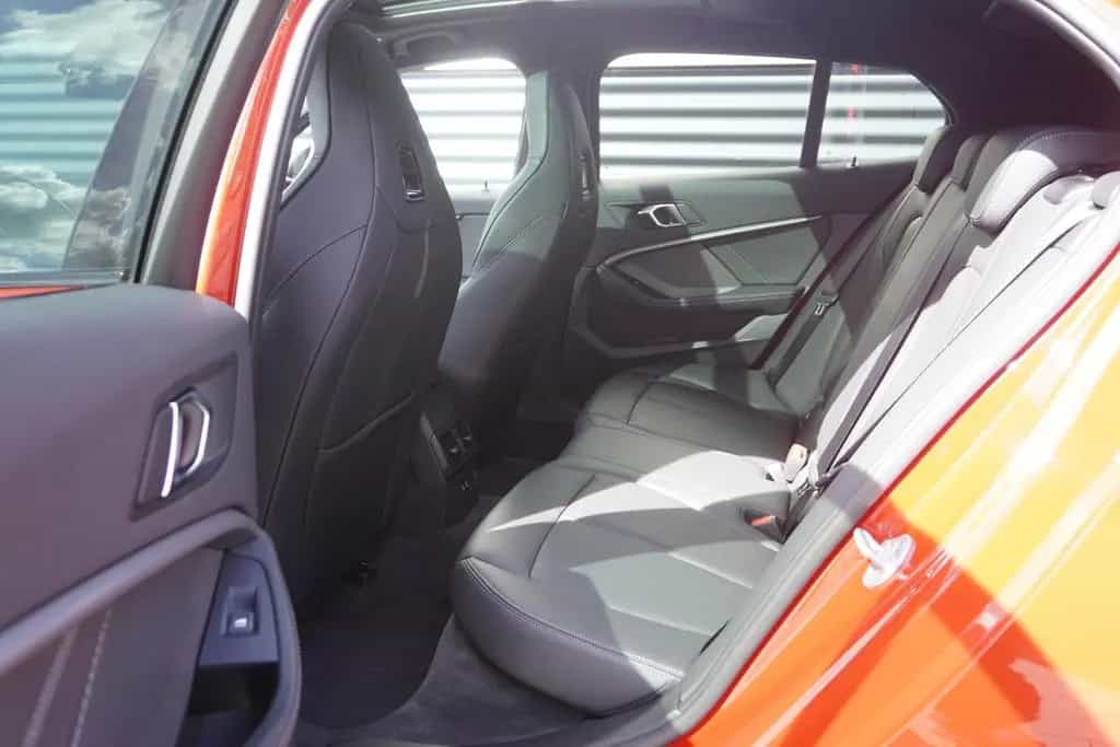 BMW M135 xDrive|M-SITZE|PANORAMA|VIRTUAL|KAMERA|LED 11/2019-photo-19