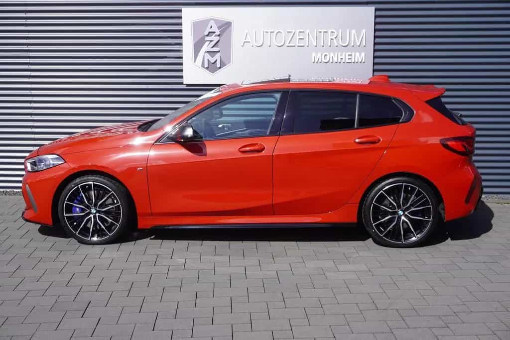 BMW M135 xDrive|M-SITZE|PANORAMA|VIRTUAL|KAMERA|LED 11/2019-photo-4