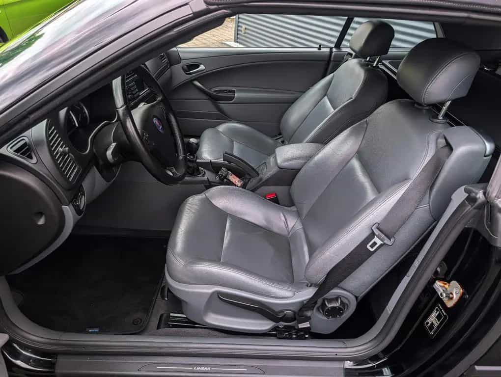 Saab 9-3 2.0T Cabrio   1.HAND I LEDER I 17 ZOLL 04/2005-photo-11