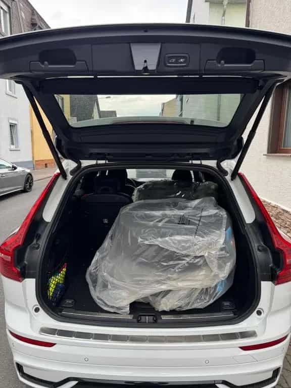 Volvo XC60 Vollausstattung/360/8Fach Bereifung/ 02/2022-photo-9