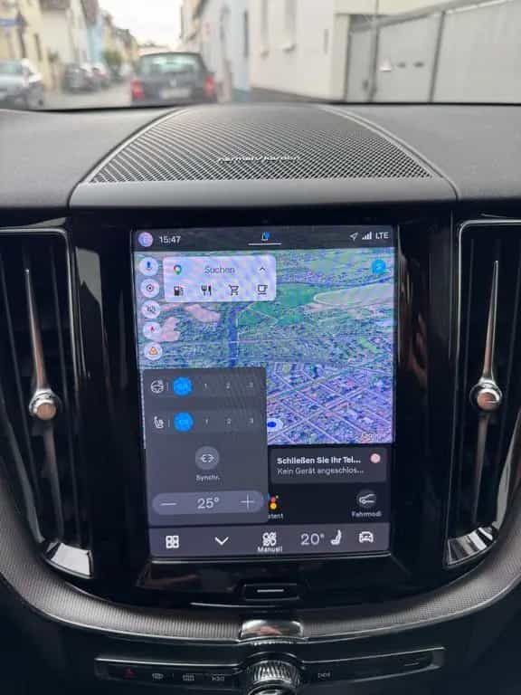 Volvo XC60 Vollausstattung/360/8Fach Bereifung/ 02/2022-photo-12