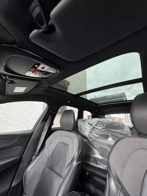 Volvo XC60 Vollausstattung/360/8Fach Bereifung/ 02/2022-photo-13