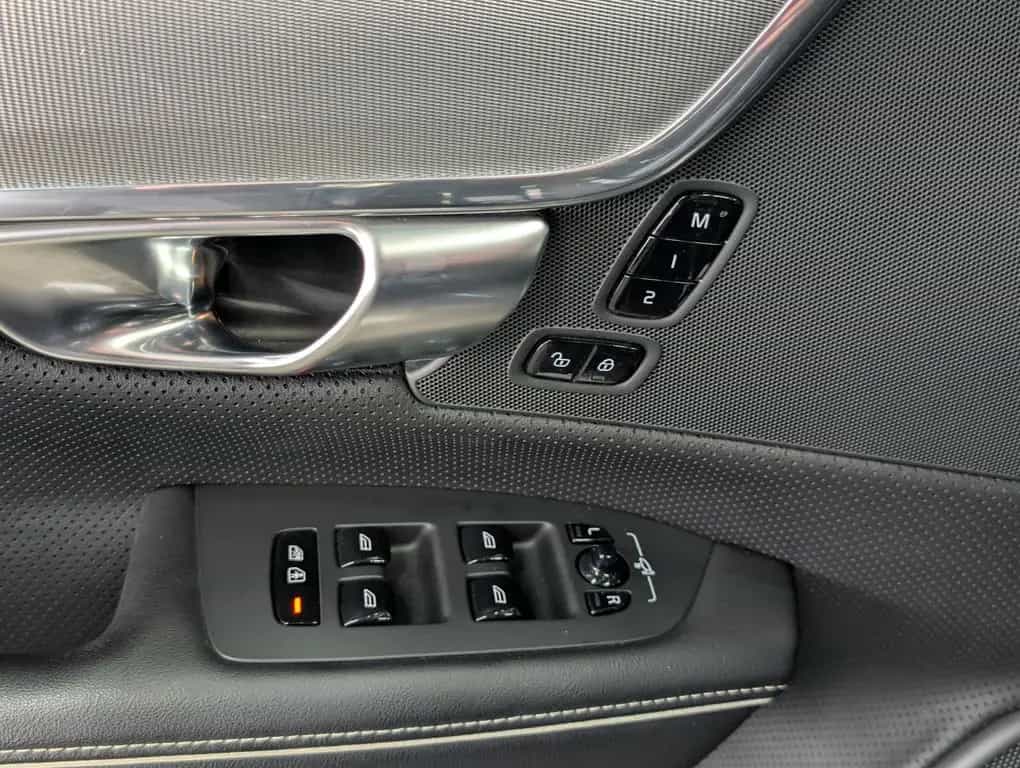 Volvo V90 R Design VIRT MEMO KAM SHZ LEDER LED APP 19" 06/2019-photo-10