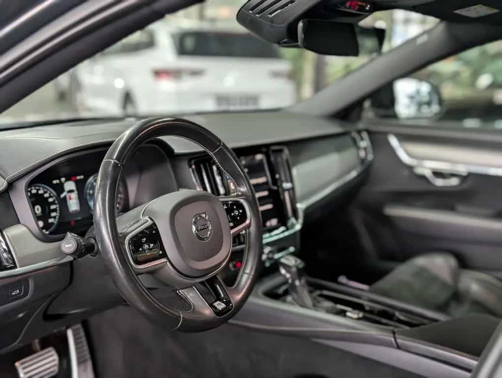 Volvo V90 R Design VIRT MEMO KAM SHZ LEDER LED APP 19" 06/2019-photo-11