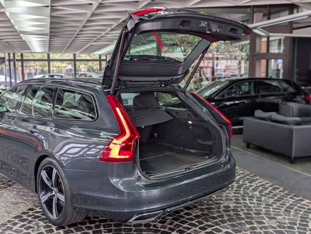 Volvo V90 R Design VIRT MEMO KAM SHZ LEDER LED APP 19" 06/2019-photo-15