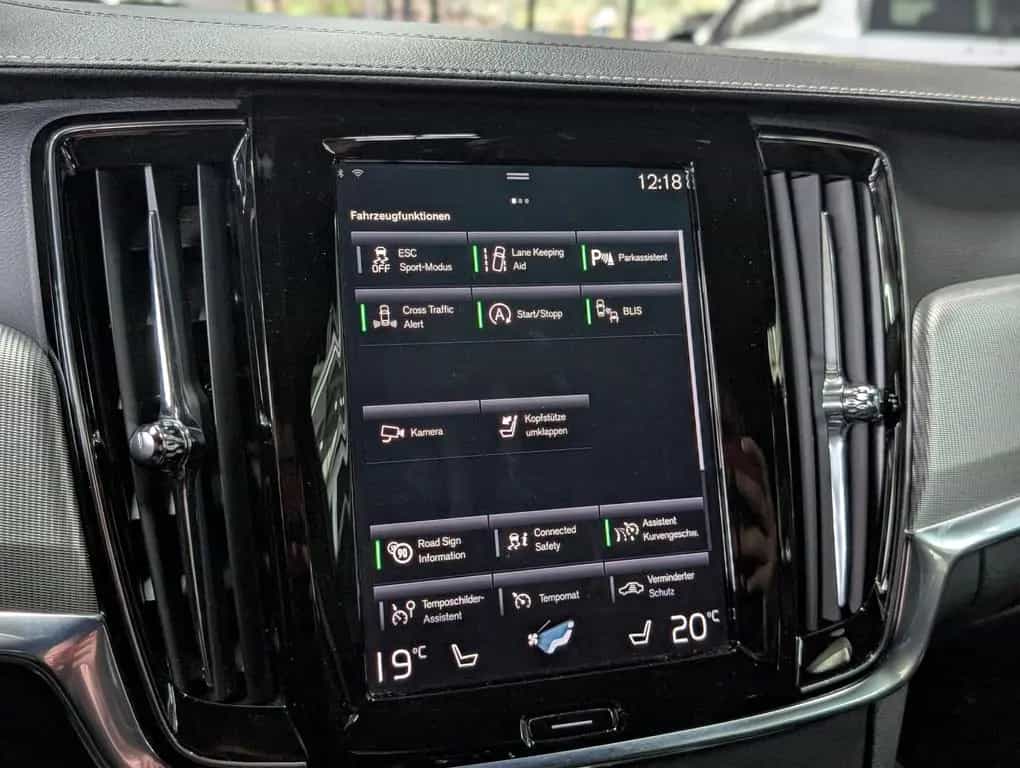 Volvo V90 R Design VIRT MEMO KAM SHZ LEDER LED APP 19" 06/2019-photo-26