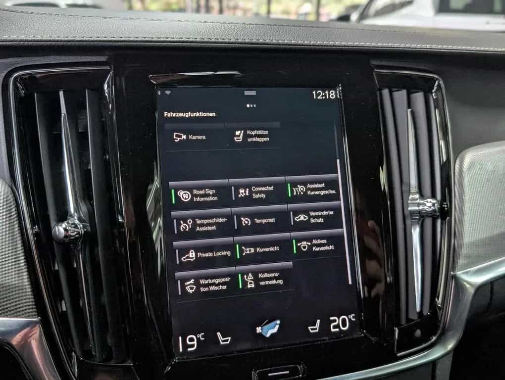 Volvo V90 R Design VIRT MEMO KAM SHZ LEDER LED APP 19" 06/2019-photo-27