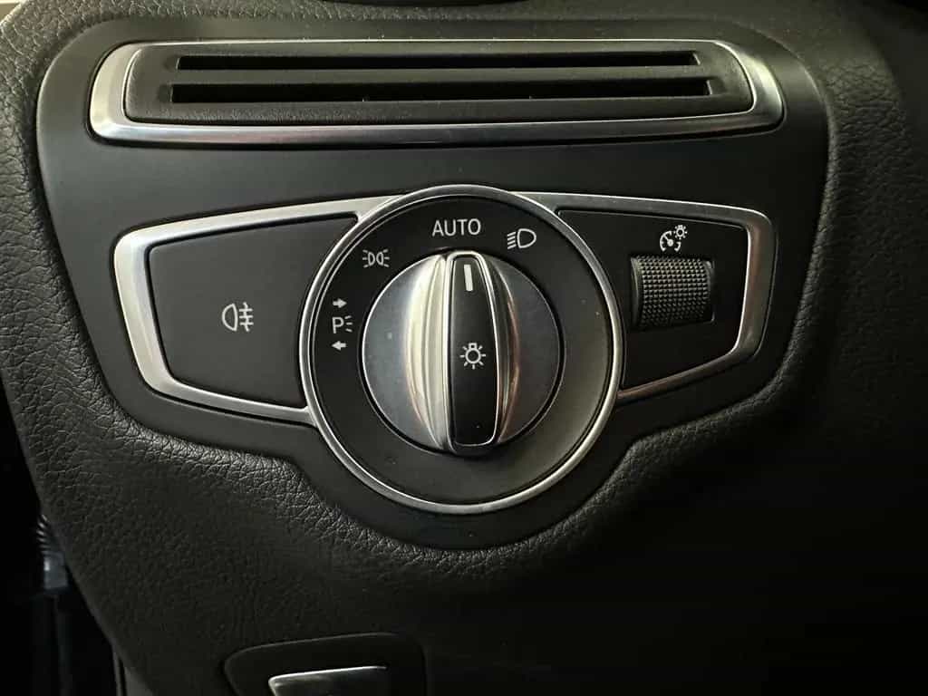 Mercedes-Benz C 220 T d Avantgarde AHK Kamera LED NAVI Sitzh. 09/2018-photo-18