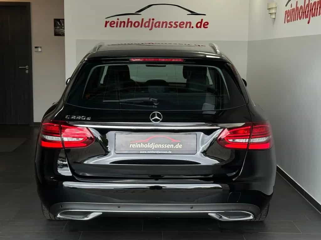 Mercedes-Benz C 220 T d Avantgarde AHK Kamera LED NAVI Sitzh. 09/2018-photo-2