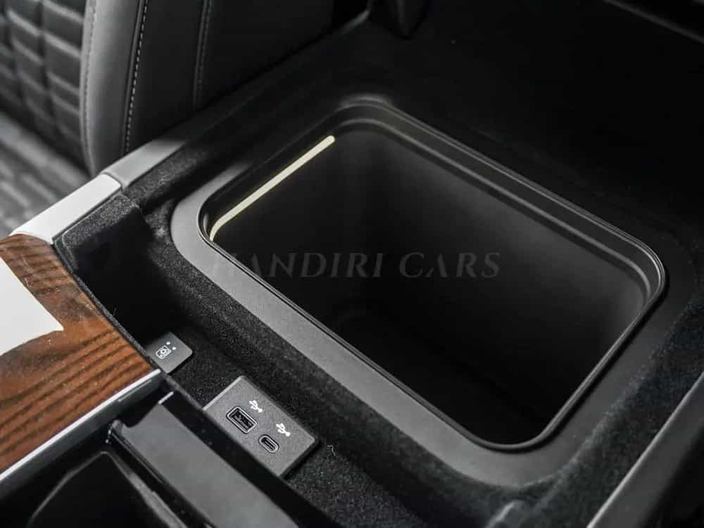 Cadillac Escalade 2026 Escalade ESV Sport Platinum € 134000 +ABV null-photo-28
