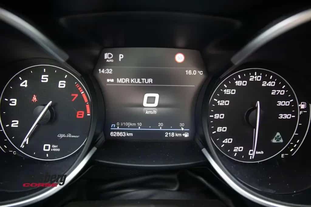 Alfa Romeo Stelvio Stelvio QV V6 2.9 Bi-Turbo AT8-Q4 Akra/P 02/2023-photo-13