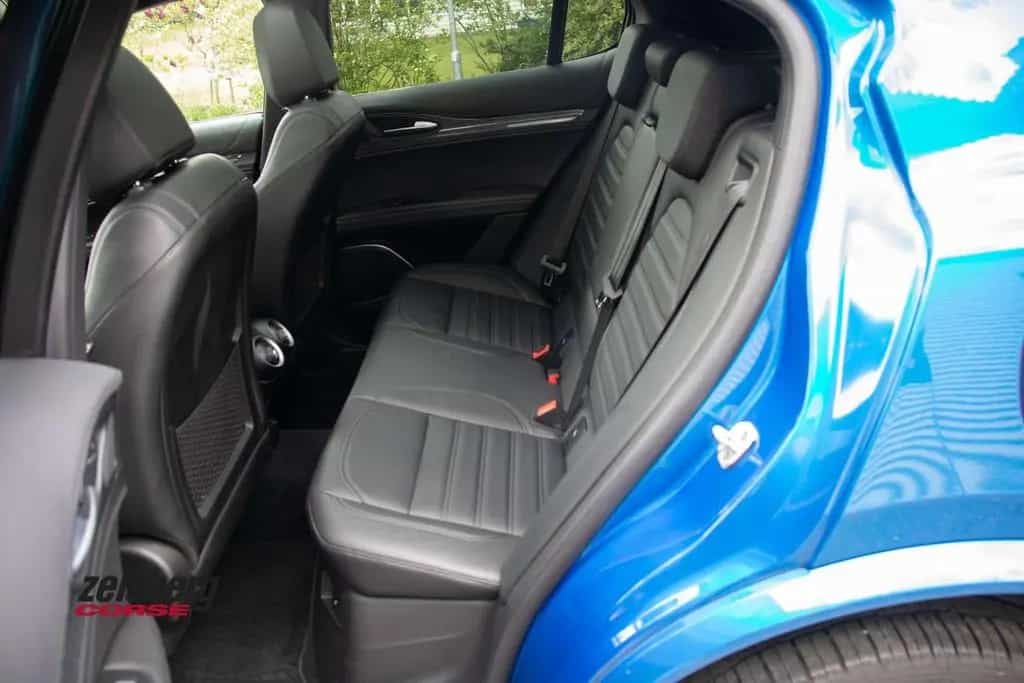 Alfa Romeo Stelvio Stelvio QV V6 2.9 Bi-Turbo AT8-Q4 Akra/P 02/2023-photo-21