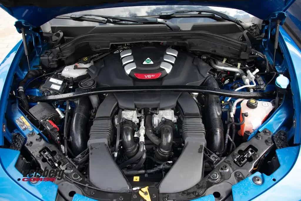 Alfa Romeo Stelvio Stelvio QV V6 2.9 Bi-Turbo AT8-Q4 Akra/P 02/2023-photo-29