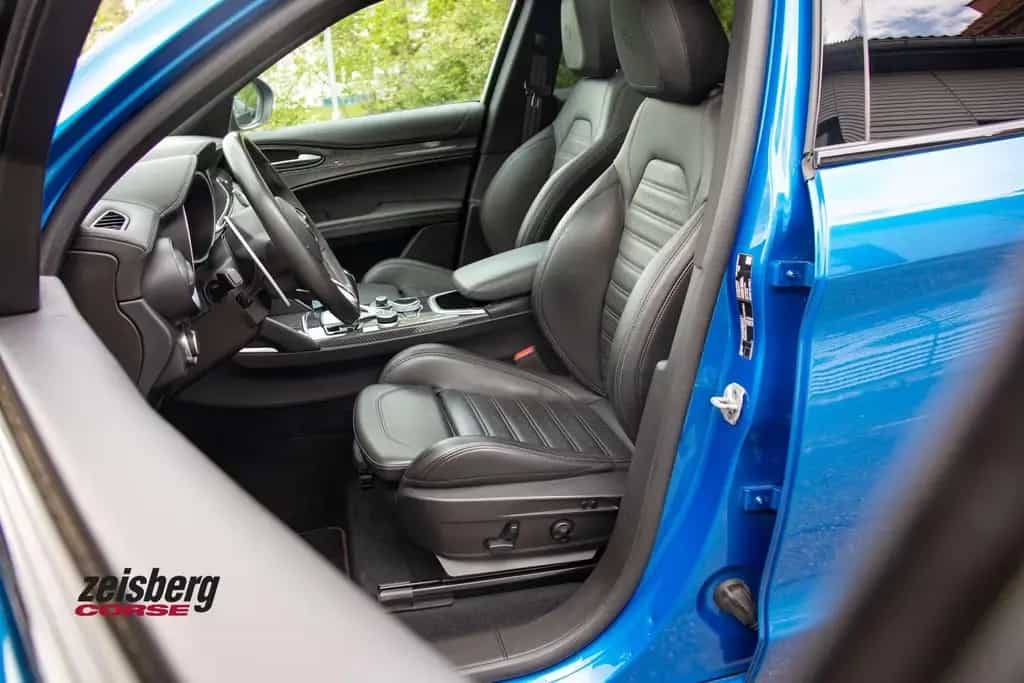 Alfa Romeo Stelvio Stelvio QV V6 2.9 Bi-Turbo AT8-Q4 Akra/P 02/2023-photo-9