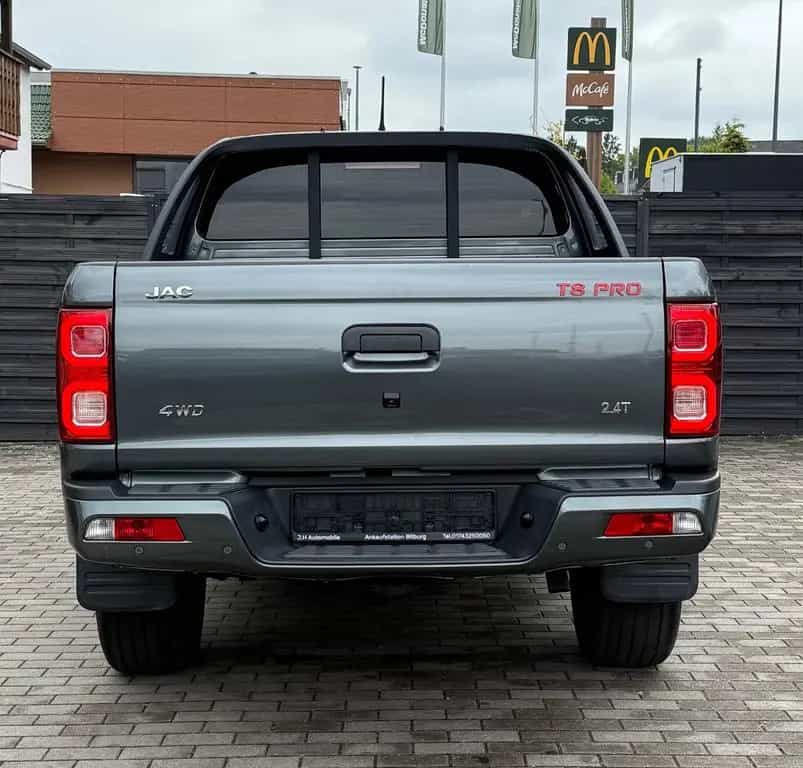 JAC 8 Pro Pick-up 2,4T *360 Cam*4WD*Leder* 02/2025-photo-5