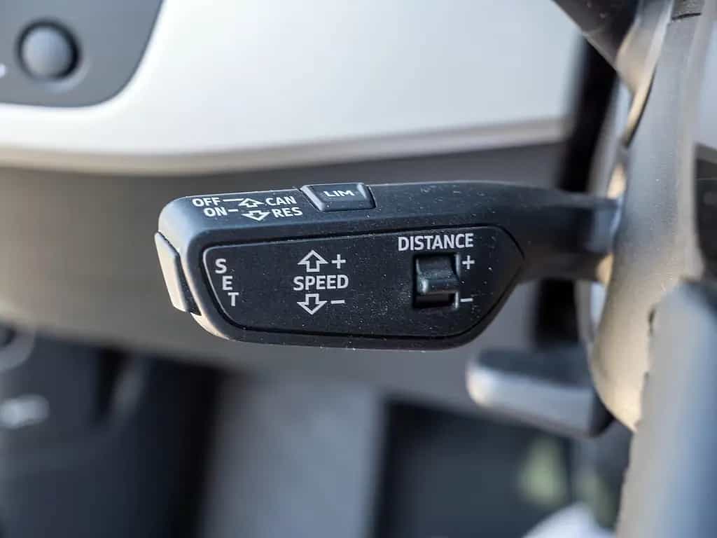 Audi A4 Avant advanced 35 TDI LED PANO VIRTUAL NAVI 04/2020-photo-16