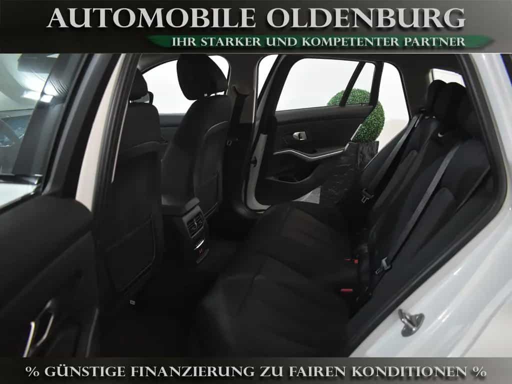 BMW 320 d xDrive *DriveAss*Curved*LiveCP+*MJ23*LED* 07/2023-photo-13