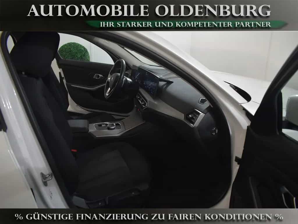 BMW 320 d xDrive *DriveAss*Curved*LiveCP+*MJ23*LED* 07/2023-photo-14