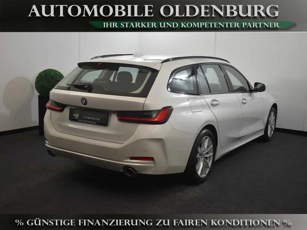 BMW 320 d xDrive *DriveAss*Curved*LiveCP+*MJ23*LED* 07/2023-photo-6