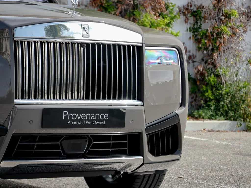 Rolls-Royce Cullinan - 02/2026-photo-12