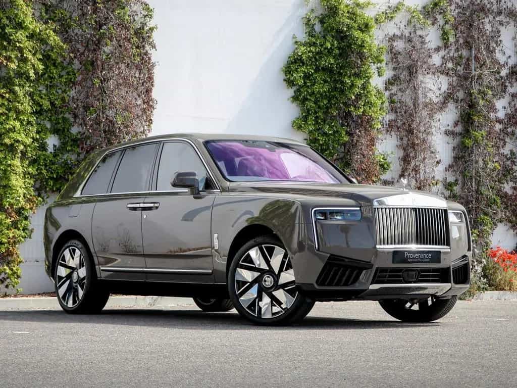 Rolls-Royce Cullinan - 02/2026-photo-2