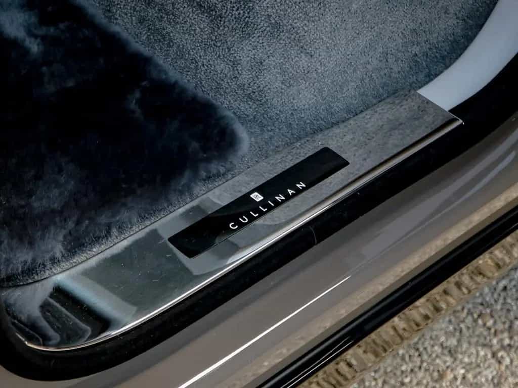 Rolls-Royce Cullinan - 02/2026-photo-37