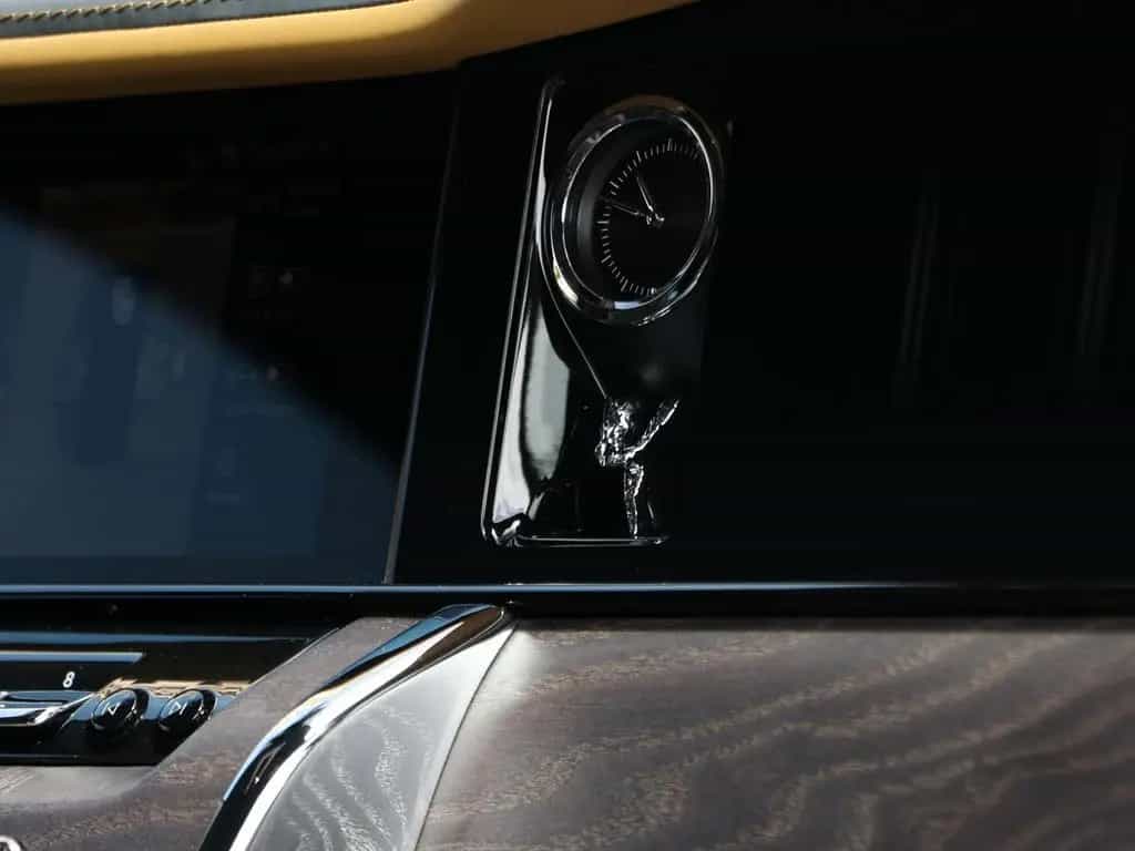 Rolls-Royce Cullinan - 02/2026-photo-46