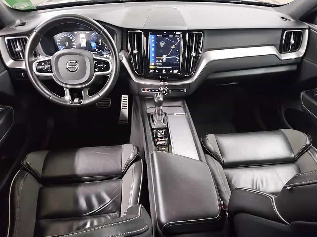Volvo XC60 D4 R-Design T-Leder Navi LED RFK ACC Memory 07/2020-photo-3
