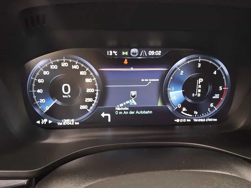 Volvo XC60 D4 R-Design T-Leder Navi LED RFK ACC Memory 07/2020-photo-6