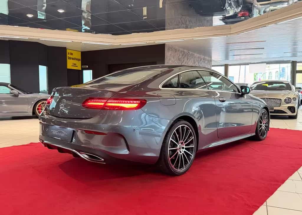 Mercedes-Benz E-Class Coupe AMG LED 2.HAND 360Grad Burmester 06/2018-photo-7