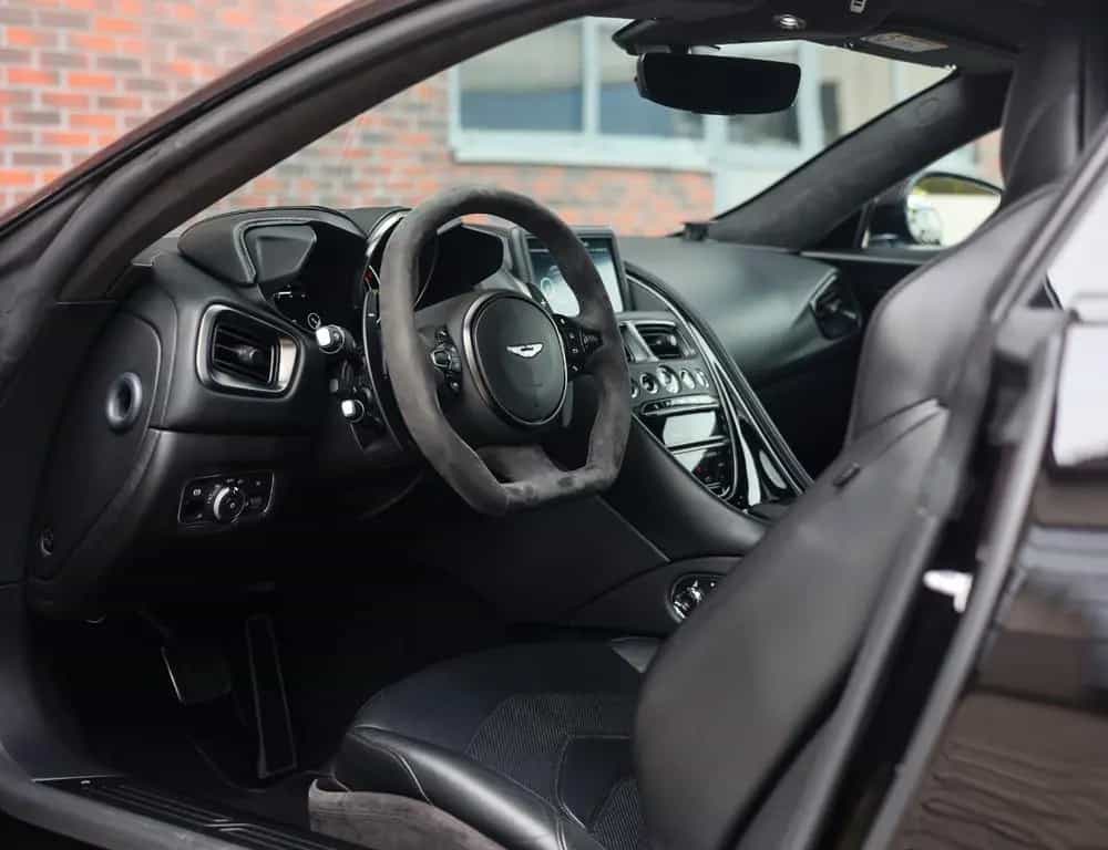 Aston Martin DBS Superleggera 5.2 V12 | B&O - Carbon 02/2021-photo-30