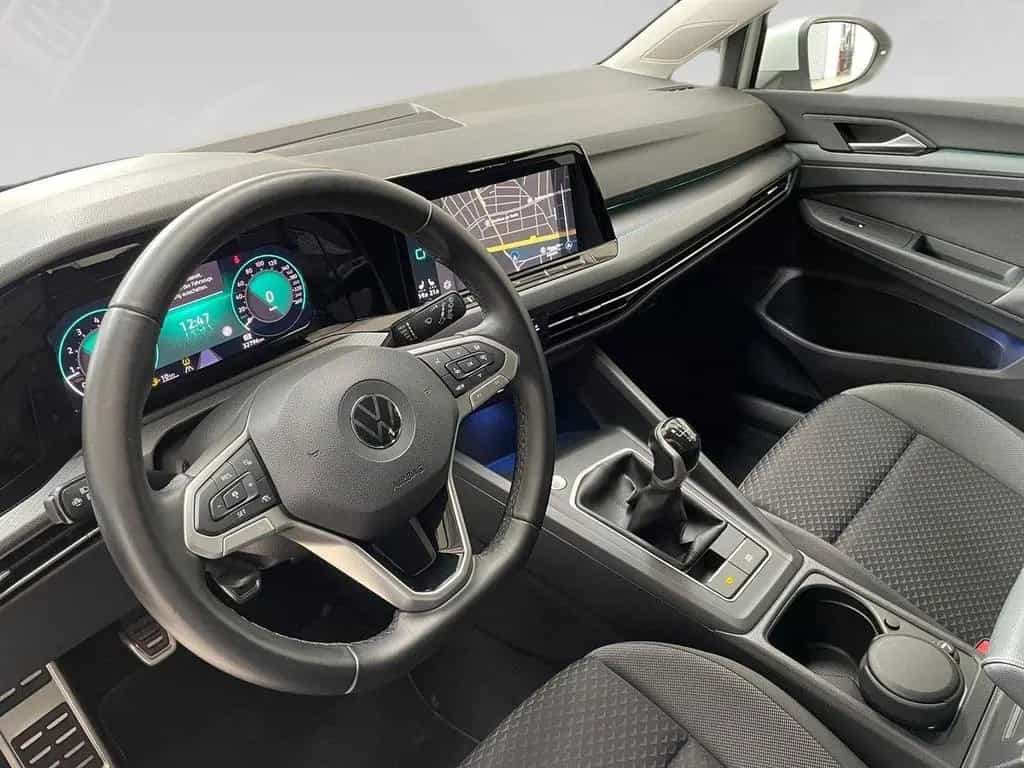 Volkswagen Golf TSI Active Standhzg+IQ.DRIVE+LEDplus+Navi+H 01/2023-photo-12