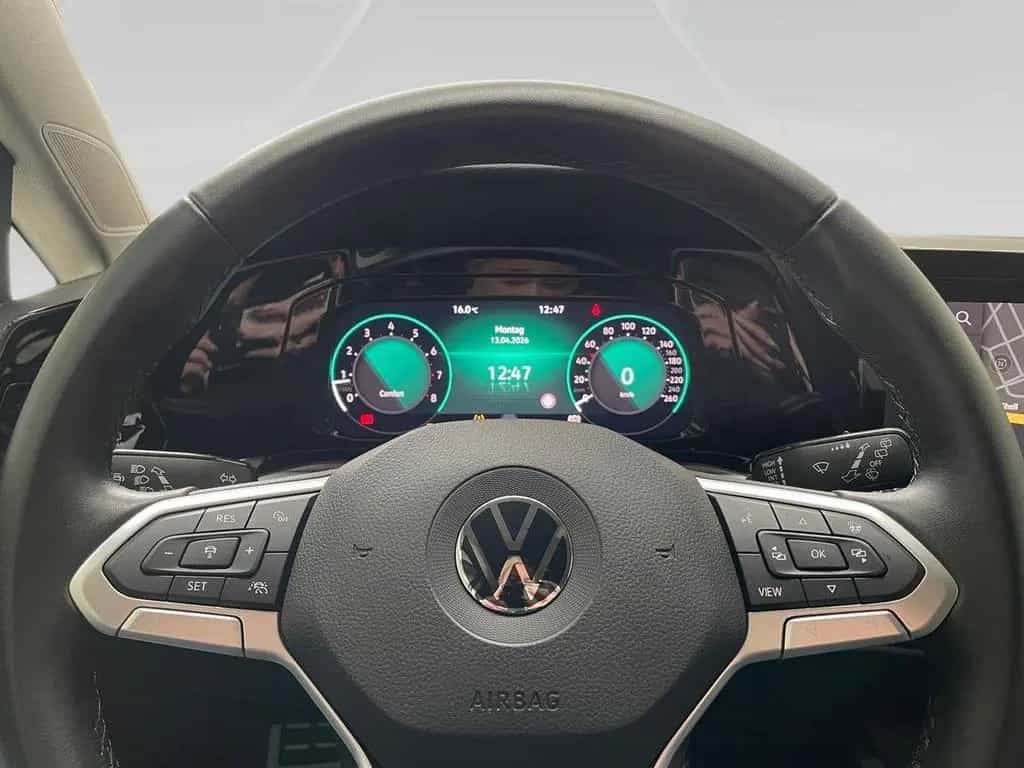 Volkswagen Golf TSI Active Standhzg+IQ.DRIVE+LEDplus+Navi+H 01/2023-photo-14
