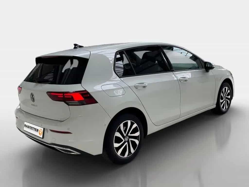 Volkswagen Golf TSI Active Standhzg+IQ.DRIVE+LEDplus+Navi+H 01/2023-photo-4