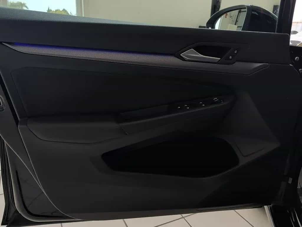Volkswagen Golf TSI Active Standhzg+IQ.DRIVE+LEDplus+Navi+H 01/2023-photo-18