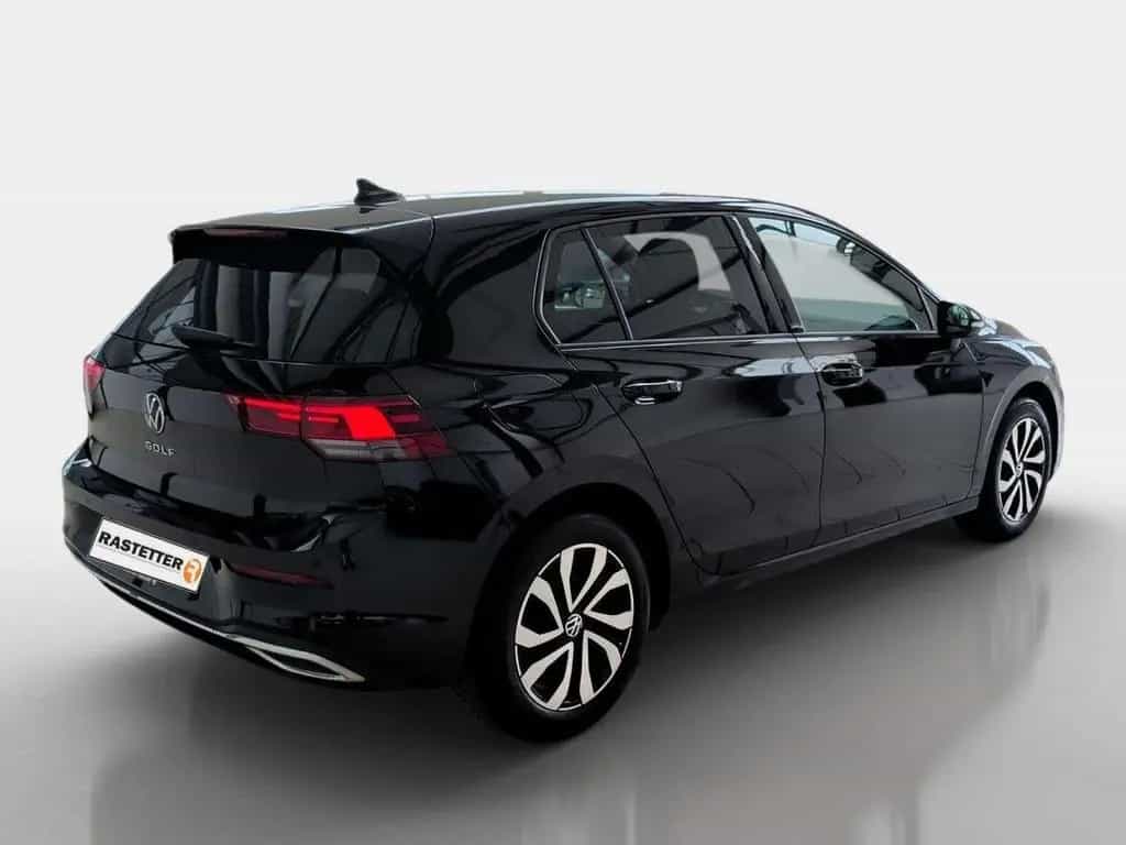 Volkswagen Golf TSI Active Standhzg+IQ.DRIVE+LEDplus+Navi+H 01/2023-photo-2