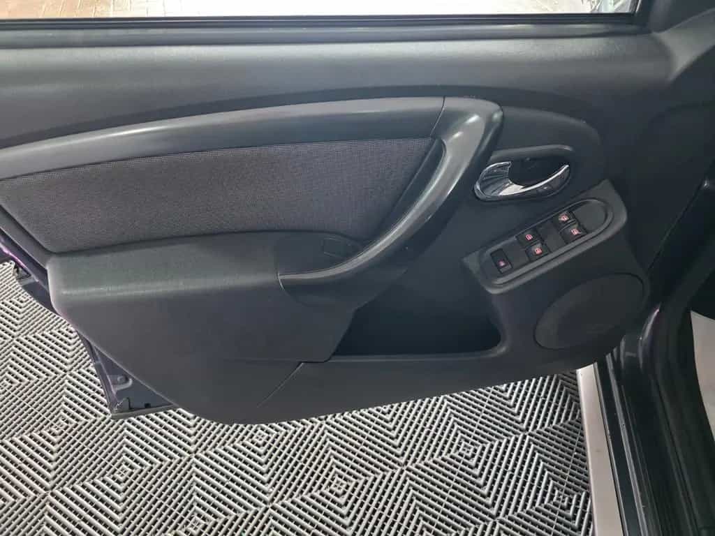 Dacia Duster I Prestige 4x2*1Hand*Klima*Euro6* 07/2016-photo-5