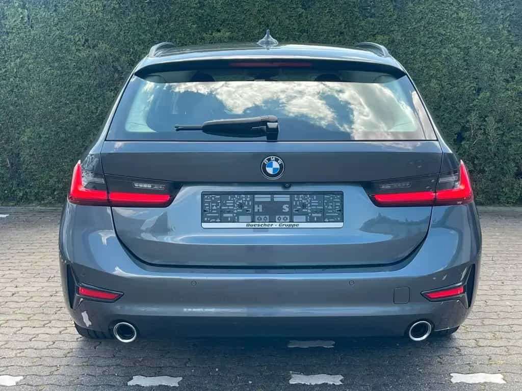 BMW 320 d Touring *Automatik*LED*Rückfahrkamera* 01/2020-photo-10