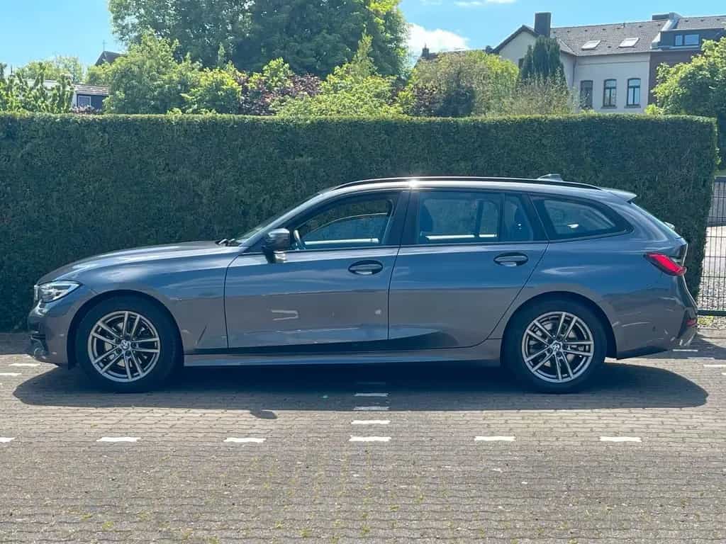 BMW 320 d Touring *Automatik*LED*Rückfahrkamera* 01/2020-photo-14