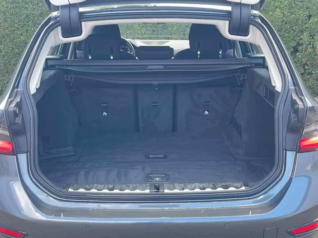 BMW 320 d Touring *Automatik*LED*Rückfahrkamera* 01/2020-photo-18