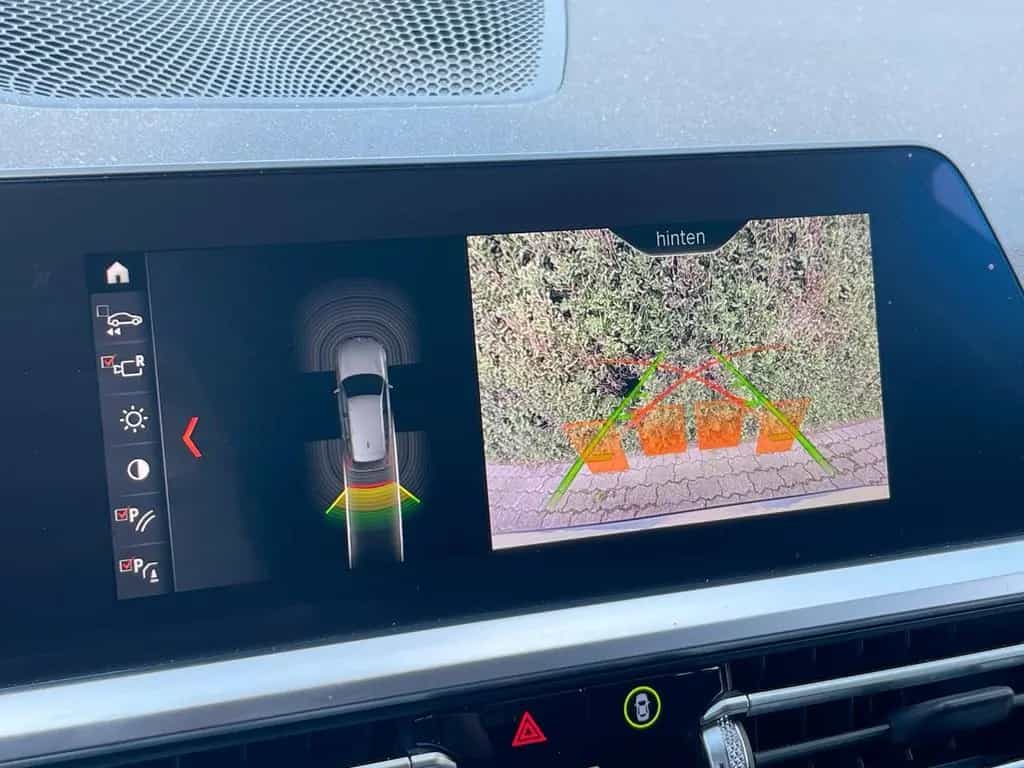 BMW 320 d Touring *Automatik*LED*Rückfahrkamera* 01/2020-photo-25
