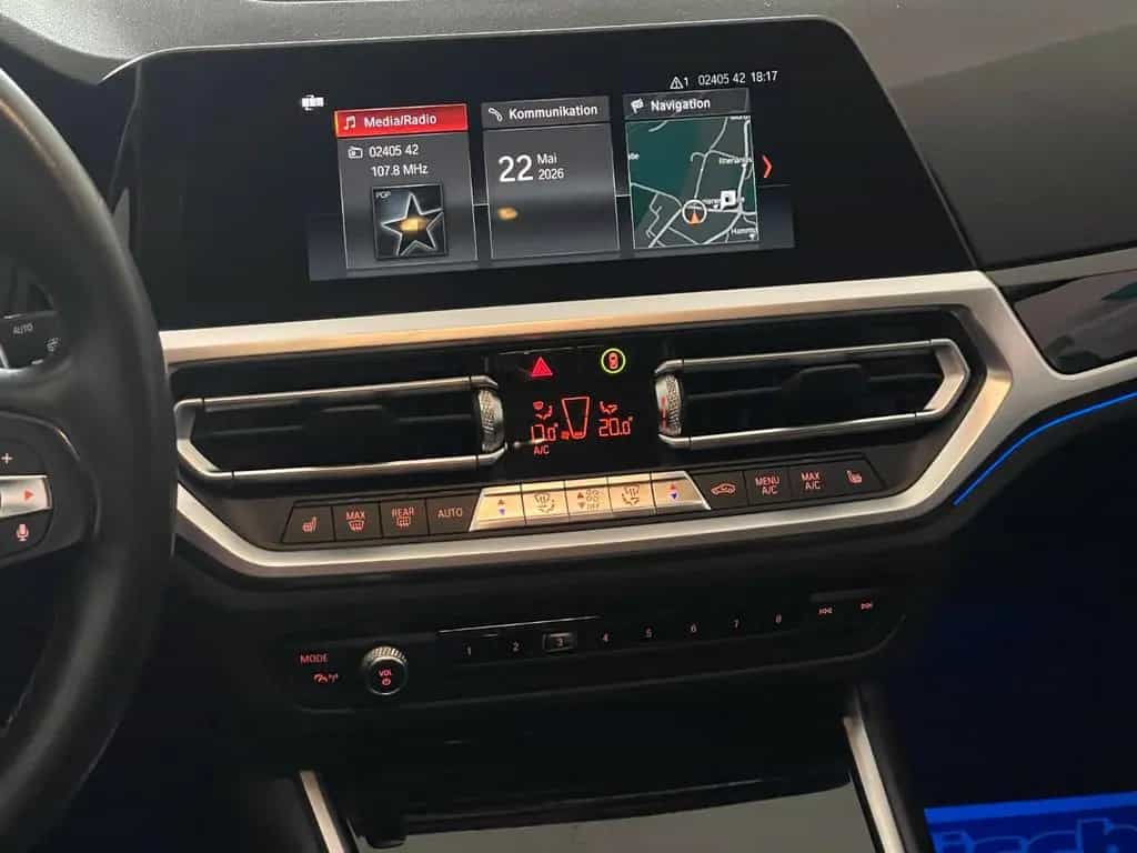 BMW 320 d Touring *Automatik*LED*Rückfahrkamera* 01/2020-photo-26