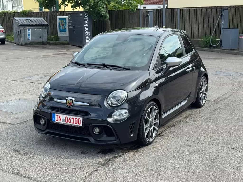 Abarth 595 Turismo*Navi*Leder*Parkhilfe*Klima*Garantie* 05/2019-photo-1