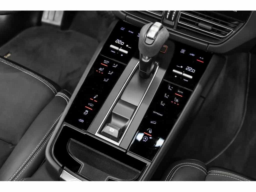 Porsche Macan III GTS 07/2024-photo-9