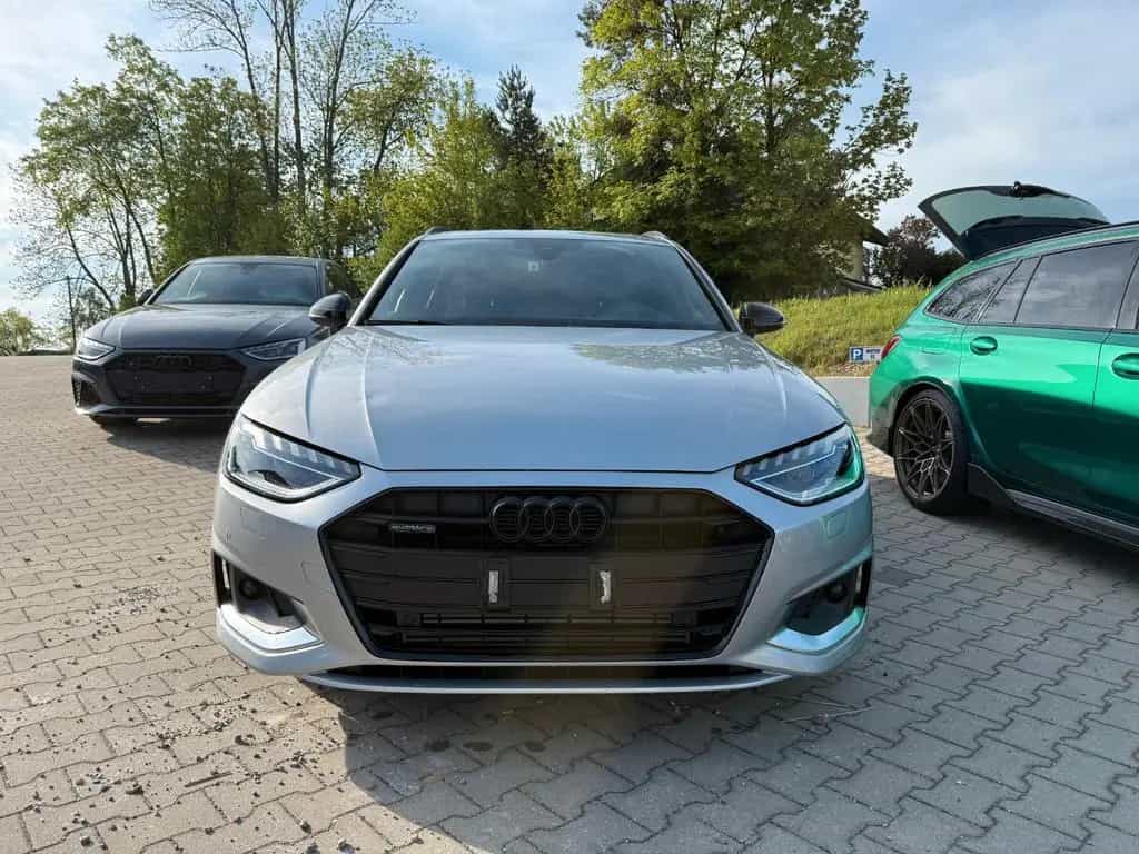 Audi A4 Avant 45 TFSI quattro advanced Pano Carbon 03/2023-photo-1