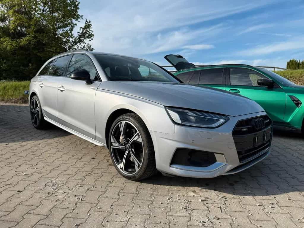 Audi A4 Avant 45 TFSI quattro advanced Pano Carbon 03/2023-photo-2