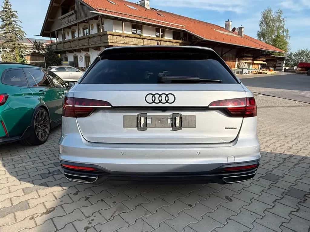 Audi A4 Avant 45 TFSI quattro advanced Pano Carbon 03/2023-photo-4