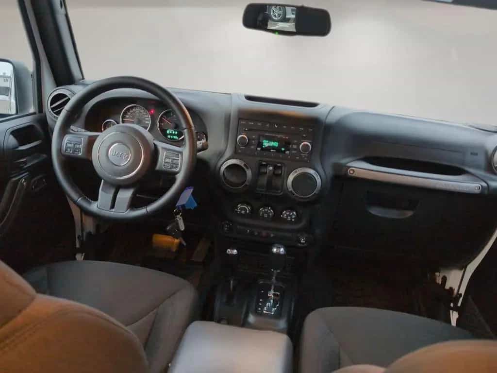 Jeep Wrangler Sport 2.8 CRD Unfallfrei 03/2017-photo-16